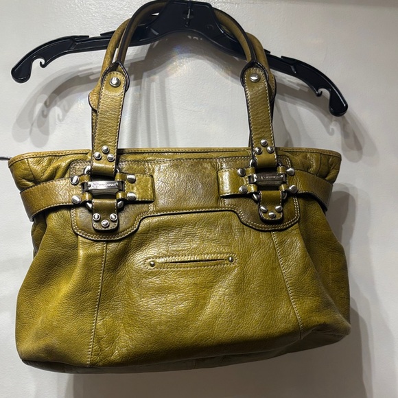 B. Makowsky Olive Leather Shoulder Bag - Picture 2 of 5